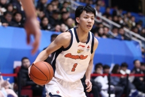 继续升级！徐杰：海外特训的收获很大 改掉了一些不好的习惯_继续升级！徐杰：海外特训的收获很大 改掉了一些不好的习惯在线观看_免费看直播